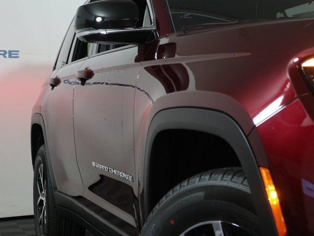 new 2025 Jeep Grand Cherokee car, priced at $52,935