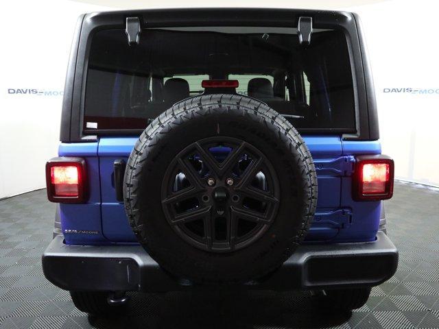 new 2025 Jeep Wrangler car, priced at $49,180