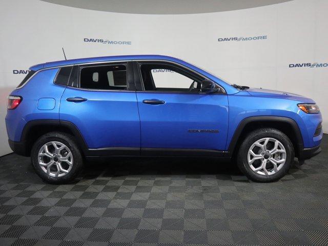 new 2025 Jeep Compass car, priced at $29,090