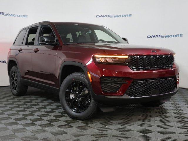 new 2025 Jeep Grand Cherokee car, priced at $46,030