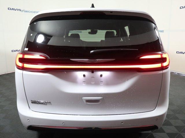 new 2026 Chrysler Pacifica car, priced at $46,660