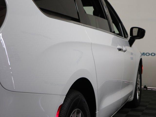 new 2026 Chrysler Pacifica car, priced at $46,660