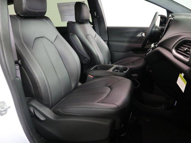 new 2026 Chrysler Pacifica car, priced at $46,660
