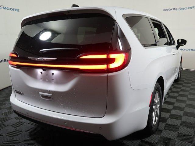 new 2026 Chrysler Pacifica car, priced at $46,660