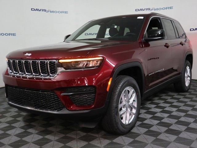 new 2025 Jeep Grand Cherokee car, priced at $42,175