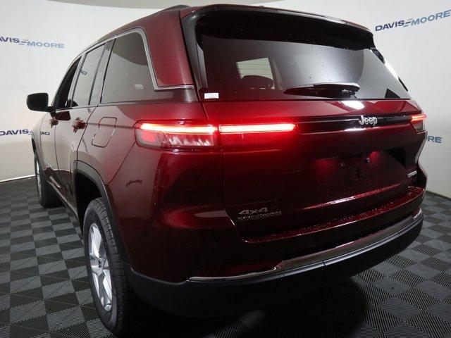 new 2025 Jeep Grand Cherokee car, priced at $42,175