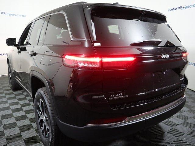 new 2025 Jeep Grand Cherokee car, priced at $52,935
