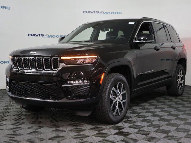 new 2025 Jeep Grand Cherokee car, priced at $52,935