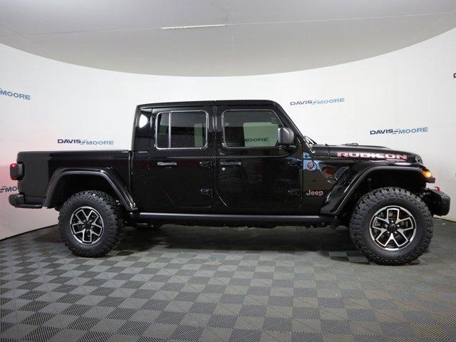 new 2024 Jeep Gladiator car, priced at $69,205