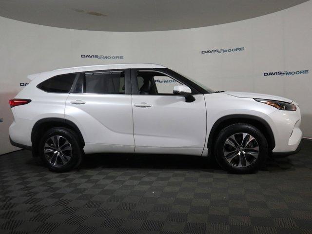 used 2023 Toyota Highlander car, priced at $37,937