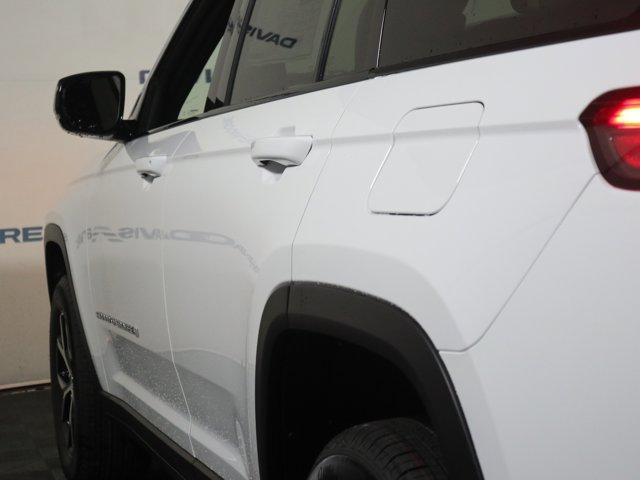 new 2025 Jeep Grand Cherokee car, priced at $47,895