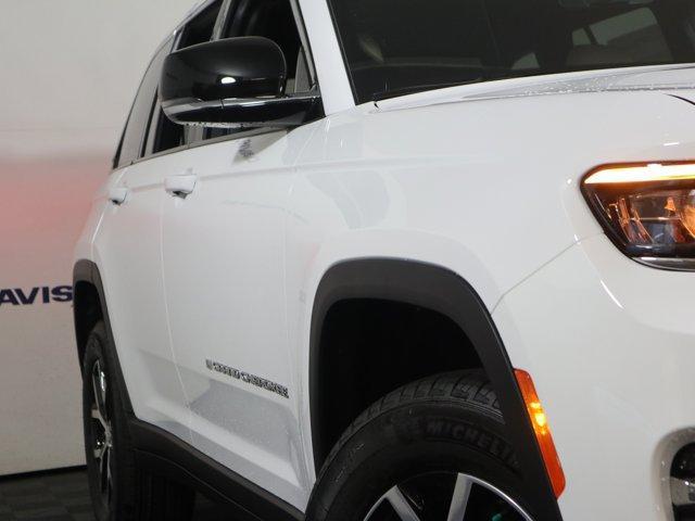 new 2025 Jeep Grand Cherokee car, priced at $47,895