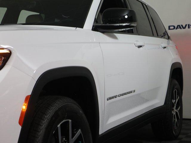 new 2025 Jeep Grand Cherokee car, priced at $47,895