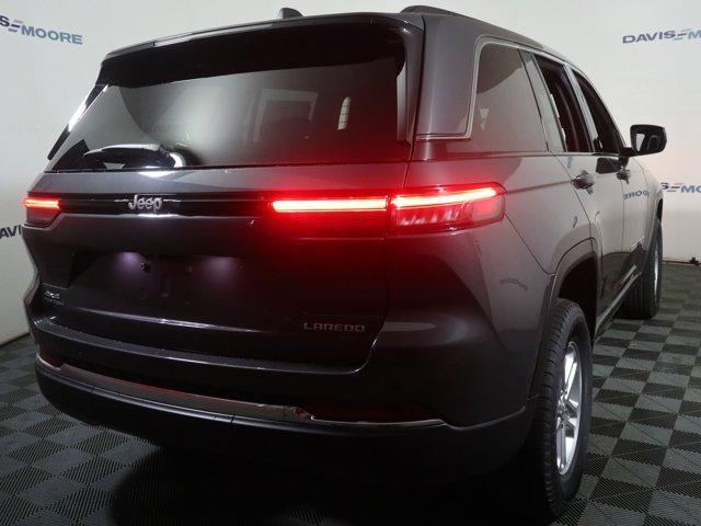 new 2025 Jeep Grand Cherokee car, priced at $43,220