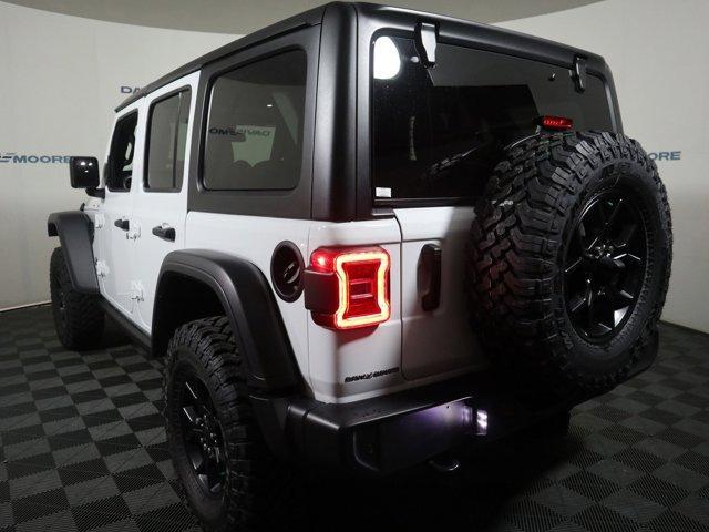 new 2025 Jeep Wrangler car, priced at $51,475