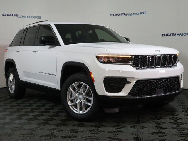new 2025 Jeep Grand Cherokee car, priced at $43,575