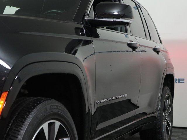 used 2022 Jeep Grand Cherokee car, priced at $39,995