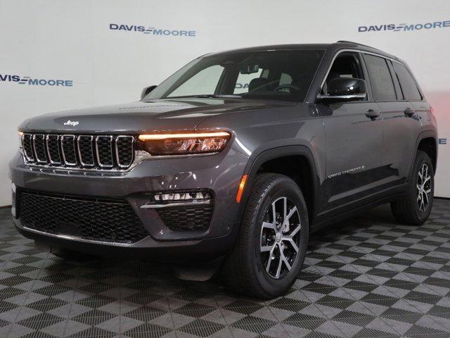 new 2025 Jeep Grand Cherokee car, priced at $53,730