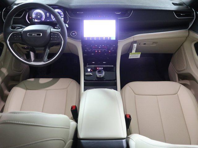 new 2025 Jeep Grand Cherokee car, priced at $56,760
