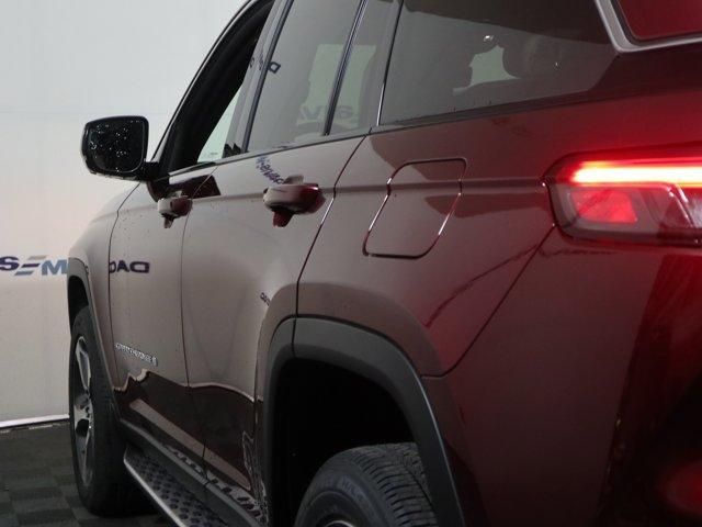 new 2025 Jeep Grand Cherokee car, priced at $56,760