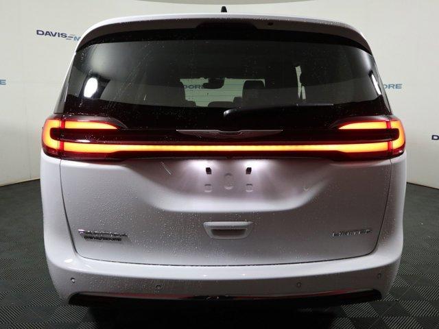 new 2024 Chrysler Pacifica car, priced at $55,860