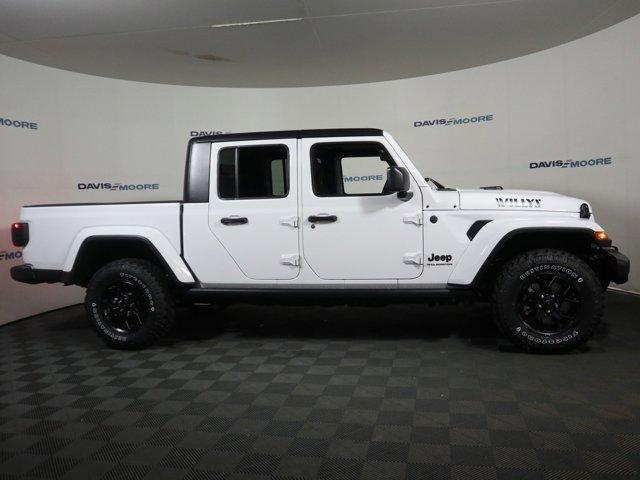 new 2025 Jeep Gladiator car, priced at $50,000