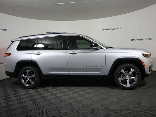 new 2024 Jeep Grand Cherokee L car, priced at $55,670