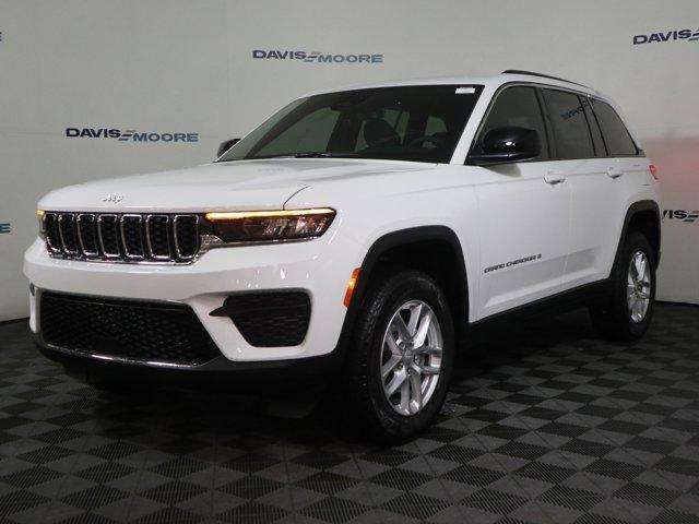 new 2025 Jeep Grand Cherokee car, priced at $41,580