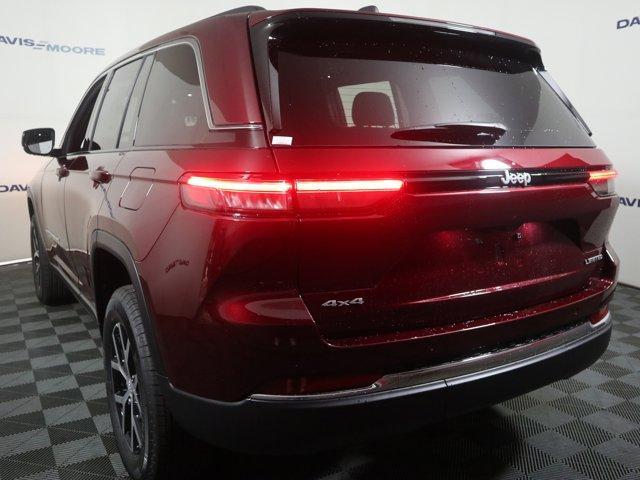new 2025 Jeep Grand Cherokee car, priced at $47,495