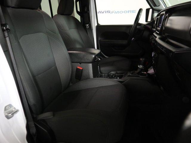 used 2022 Jeep Wrangler Unlimited car, priced at $33,085