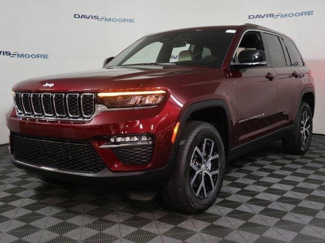 new 2025 Jeep Grand Cherokee car, priced at $48,490