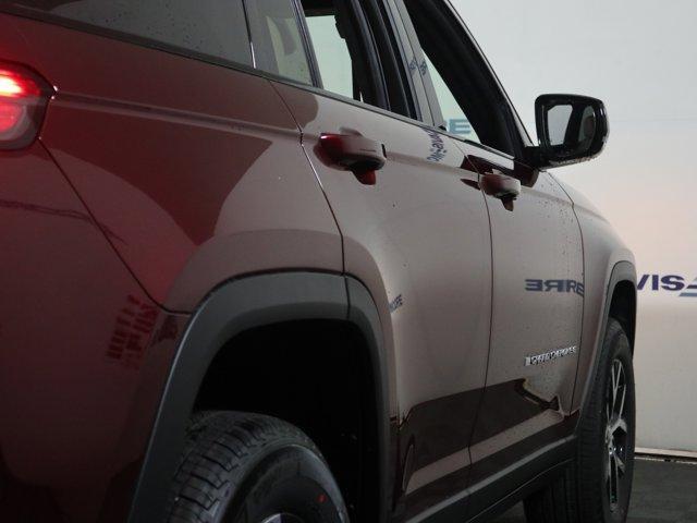 new 2025 Jeep Grand Cherokee car, priced at $48,490