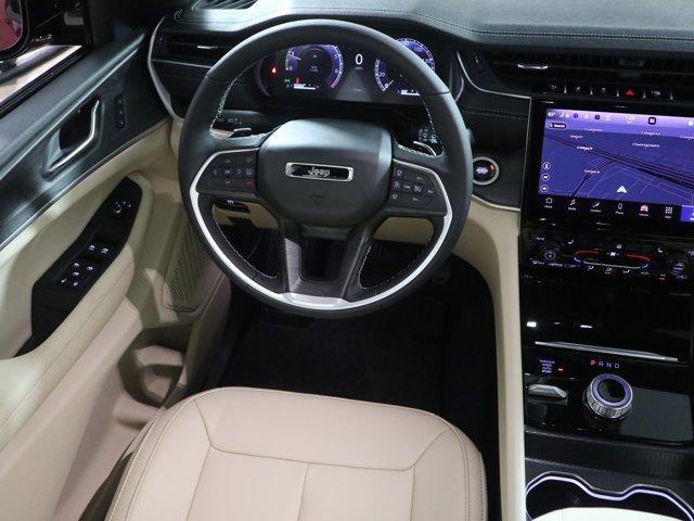 new 2025 Jeep Grand Cherokee car, priced at $48,490