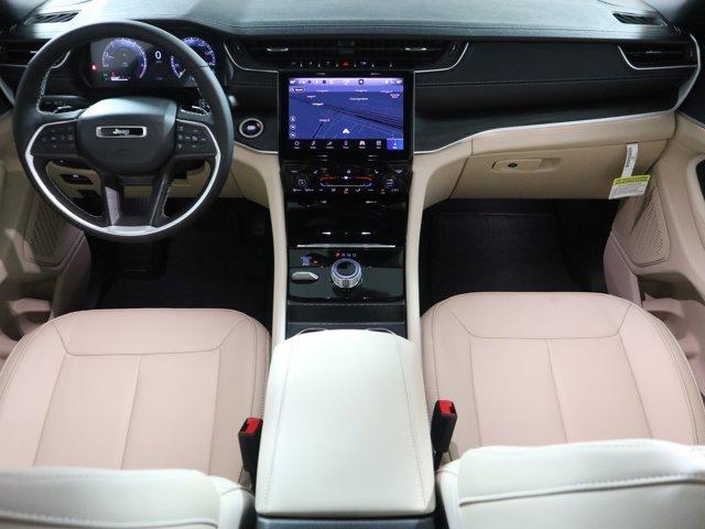 new 2025 Jeep Grand Cherokee car, priced at $48,490