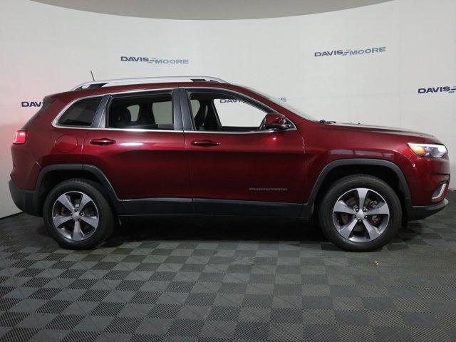 used 2019 Jeep Cherokee car, priced at $18,995