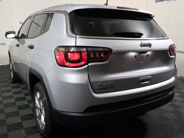 new 2025 Jeep Compass car, priced at $29,490