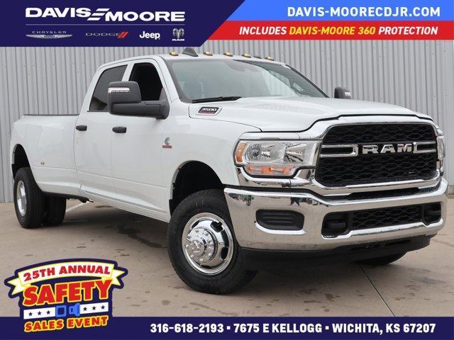 new 2024 Ram 3500 car, priced at $76,325