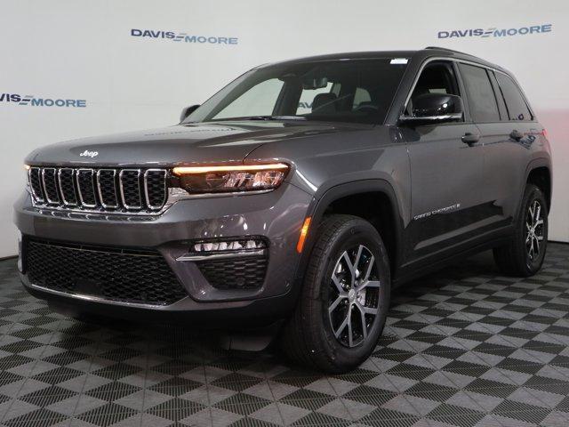 new 2025 Jeep Grand Cherokee car, priced at $52,935