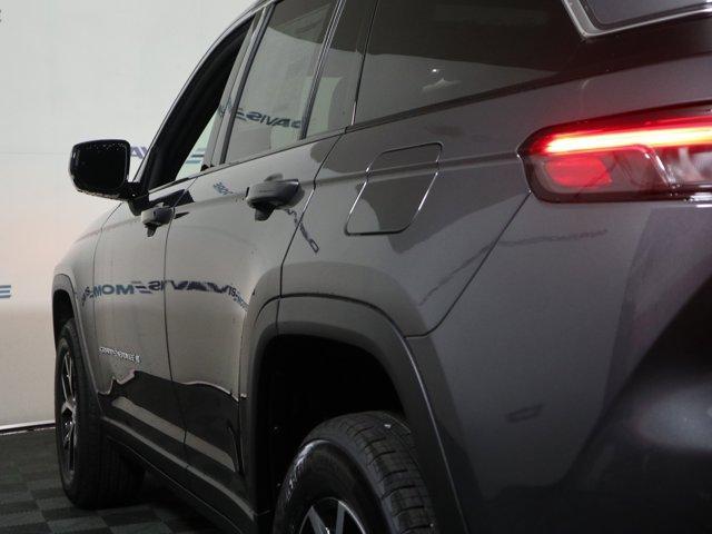 new 2025 Jeep Grand Cherokee car, priced at $52,935