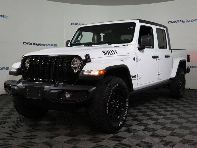 used 2022 Jeep Gladiator car, priced at $34,860