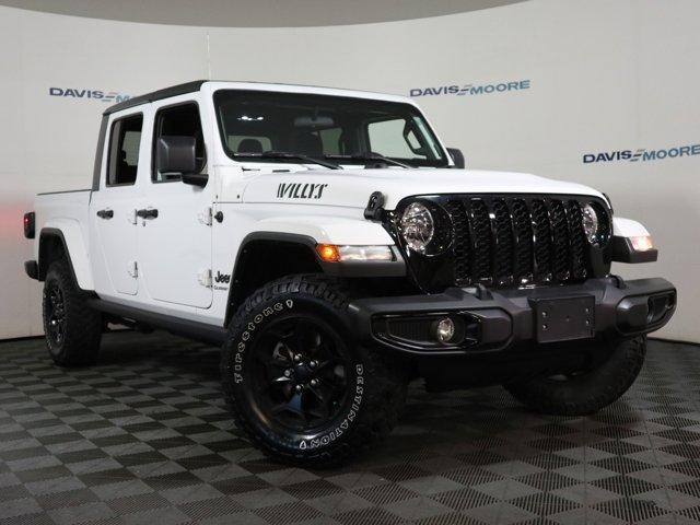 used 2022 Jeep Gladiator car, priced at $34,860