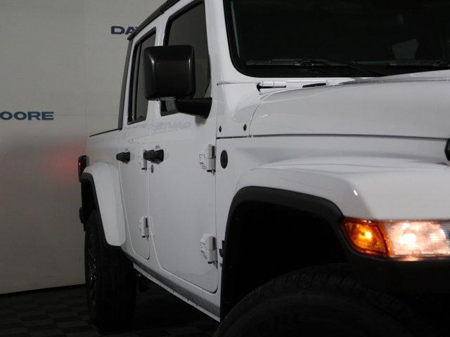 new 2024 Jeep Gladiator car, priced at $49,480