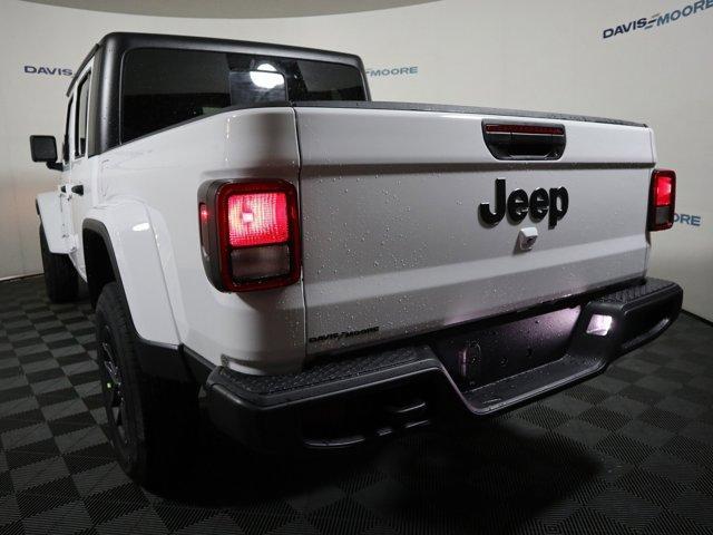 new 2024 Jeep Gladiator car, priced at $49,480