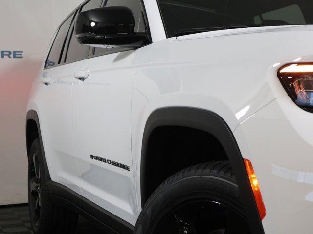 new 2025 Jeep Grand Cherokee L car, priced at $54,240