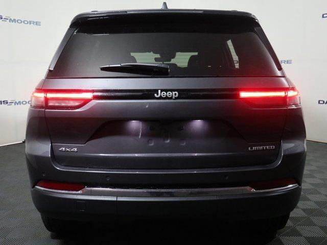 new 2025 Jeep Grand Cherokee car, priced at $47,295