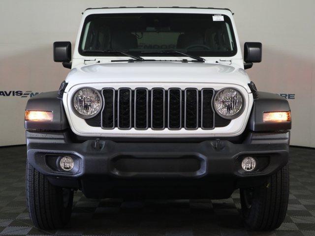new 2025 Jeep Wrangler car, priced at $52,175