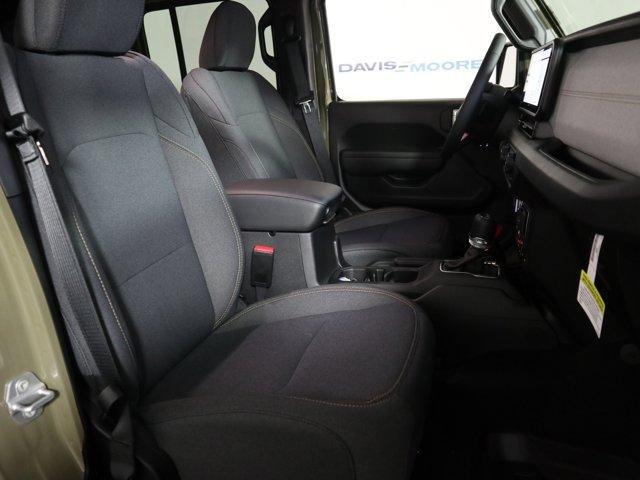 new 2025 Jeep Wrangler car, priced at $59,165