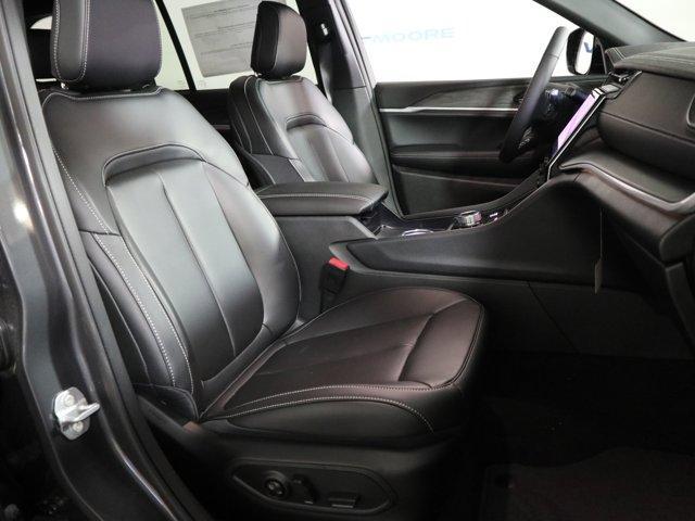 new 2025 Jeep Grand Cherokee car, priced at $50,010