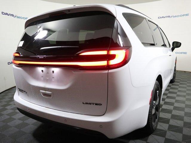 new 2024 Chrysler Pacifica car, priced at $51,720