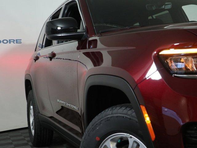 new 2025 Jeep Grand Cherokee car, priced at $43,220